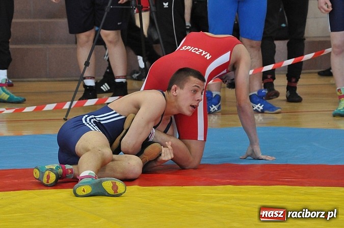 Zdjęcie w galerii na portalu naszraciborz.pl: Najlepsi wolniacy zjechali do Rudnika. Trwają zapaśnicze międzynarodowe mistrzostwa Polski wiadomości z regionu