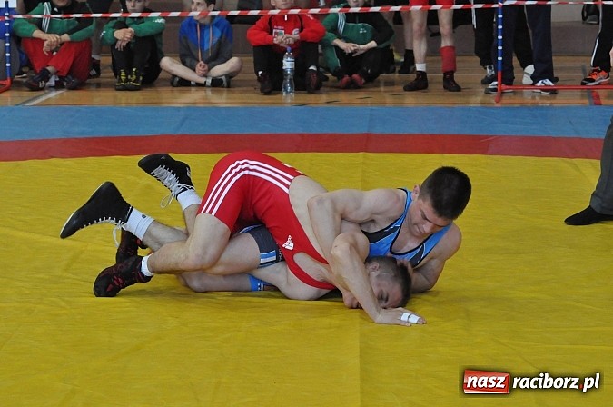 Zdjęcie w galerii na portalu naszraciborz.pl: Najlepsi wolniacy zjechali do Rudnika. Trwają zapaśnicze międzynarodowe mistrzostwa Polski wiadomości z regionu