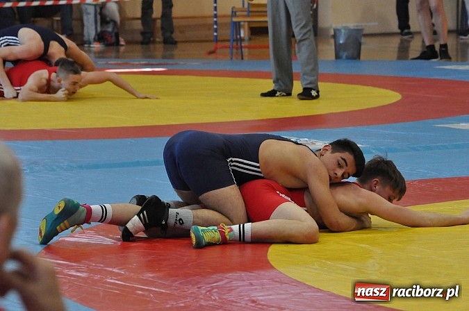 Zdjęcie w galerii na portalu naszraciborz.pl: Najlepsi wolniacy zjechali do Rudnika. Trwają zapaśnicze międzynarodowe mistrzostwa Polski wiadomości z regionu