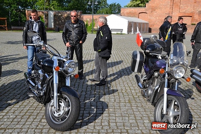 Zdjęcie w galerii na portalu naszraciborz.pl: Motocykliści wyruszyli śladami księcia Mieszka IV Laskonogiego wiadomości z regionu