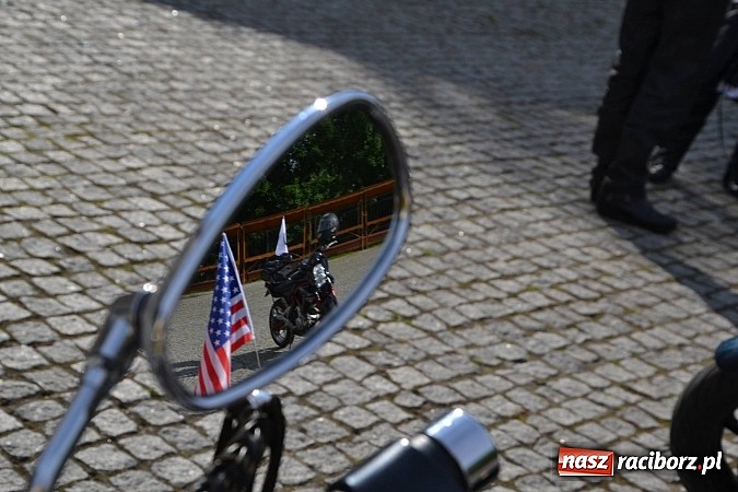 Zdjęcie w galerii na portalu naszraciborz.pl: Motocykliści wyruszyli śladami księcia Mieszka IV Laskonogiego wiadomości z regionu