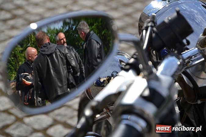 Zdjęcie w galerii na portalu naszraciborz.pl: Motocykliści wyruszyli śladami księcia Mieszka IV Laskonogiego wiadomości z regionu