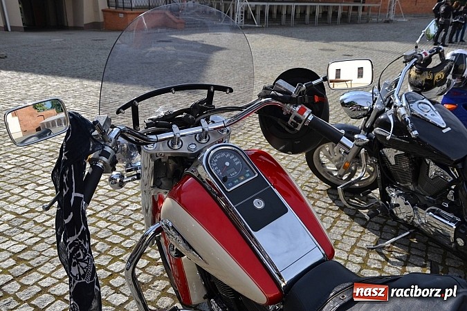 Zdjęcie w galerii na portalu naszraciborz.pl: Motocykliści wyruszyli śladami księcia Mieszka IV Laskonogiego wiadomości z regionu