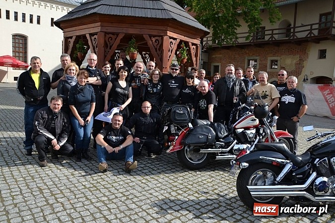 Zdjęcie w galerii na portalu naszraciborz.pl: Motocykliści wyruszyli śladami księcia Mieszka IV Laskonogiego wiadomości z regionu