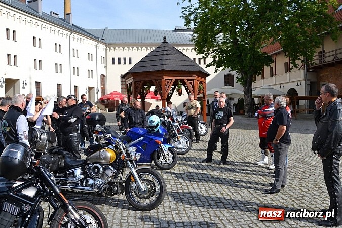 Zdjęcie w galerii na portalu naszraciborz.pl: Motocykliści wyruszyli śladami księcia Mieszka IV Laskonogiego wiadomości z regionu