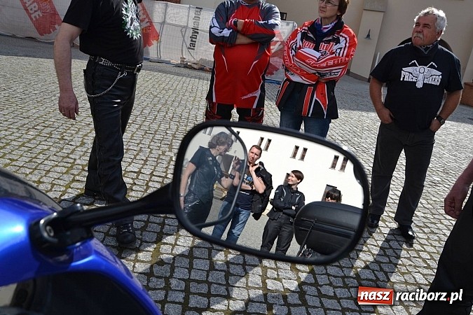 Zdjęcie w galerii na portalu naszraciborz.pl: Motocykliści wyruszyli śladami księcia Mieszka IV Laskonogiego wiadomości z regionu