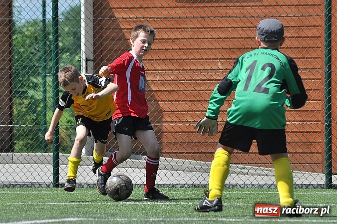 Zdjęcie w galerii na portalu naszraciborz.pl: Młodzi adepci futbolu grali w Krzanowicach wiadomości z regionu