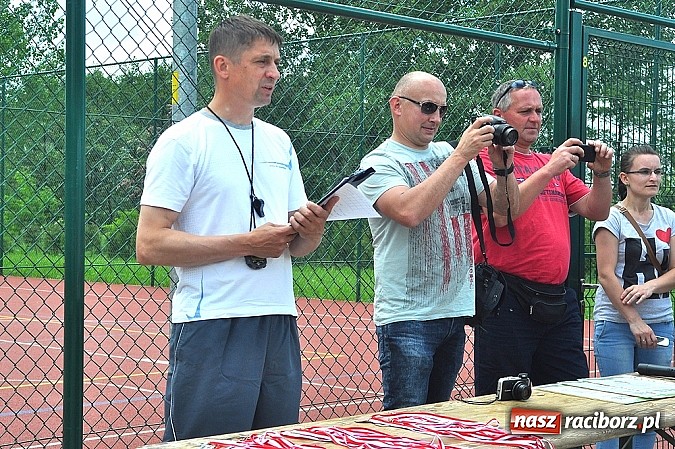 Zdjęcie w galerii na portalu naszraciborz.pl: Młodzi adepci futbolu grali w Krzanowicach wiadomości z regionu