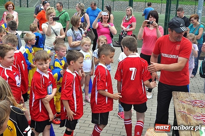 Zdjęcie w galerii na portalu naszraciborz.pl: Młodzi adepci futbolu grali w Krzanowicach wiadomości z regionu