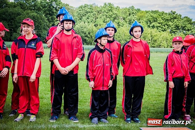 Zdjęcie w galerii na portalu naszraciborz.pl: Zawody strażackie o Puchar Prezydenta Miasta Racibórz. Tym razem najlepszy Sudół! wiadomości z regionu
