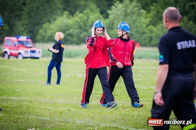 Zdjęcie w galerii na portalu naszraciborz.pl: Zawody strażackie o Puchar Prezydenta Miasta Racibórz. Tym razem najlepszy Sudół! wiadomości z regionu