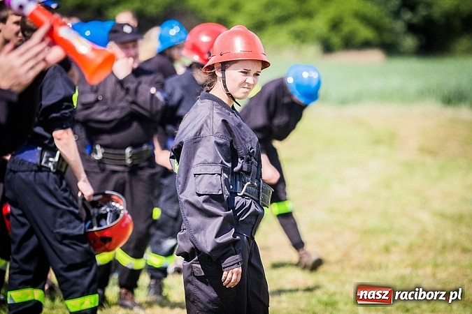 Zdjęcie w galerii na portalu naszraciborz.pl: Zawody strażackie o Puchar Prezydenta Miasta Racibórz. Tym razem najlepszy Sudół! wiadomości z regionu