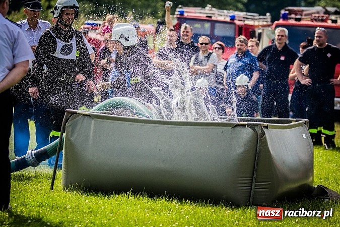 Zdjęcie w galerii na portalu naszraciborz.pl: Zawody strażackie o Puchar Prezydenta Miasta Racibórz. Tym razem najlepszy Sudół! wiadomości z regionu