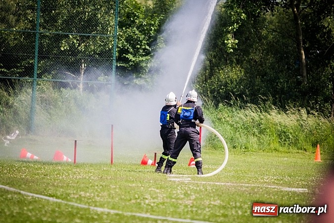 Zdjęcie w galerii na portalu naszraciborz.pl: Zawody strażackie o Puchar Prezydenta Miasta Racibórz. Tym razem najlepszy Sudół! wiadomości z regionu