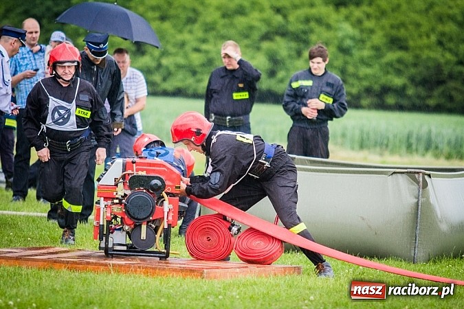 Zdjęcie w galerii na portalu naszraciborz.pl: Zawody strażackie o Puchar Prezydenta Miasta Racibórz. Tym razem najlepszy Sudół! wiadomości z regionu
