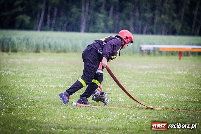Zdjęcie w galerii na portalu naszraciborz.pl: Zawody strażackie o Puchar Prezydenta Miasta Racibórz. Tym razem najlepszy Sudół! wiadomości z regionu