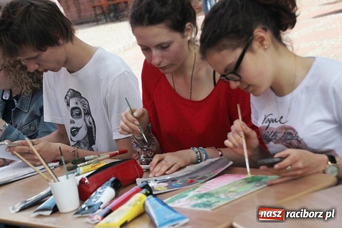 Zdjęcie w galerii na portalu naszraciborz.pl: Piknik szkolny w ZSO nr 1 przy Kasprowicza  wiadomości z regionu