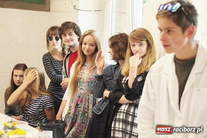 Zdjęcie w galerii na portalu naszraciborz.pl: Piknik szkolny w ZSO nr 1 przy Kasprowicza  wiadomości z regionu