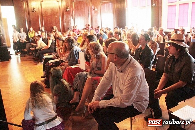 Zdjęcie w galerii na portalu naszraciborz.pl: Piknik szkolny w ZSO nr 1 przy Kasprowicza  wiadomości z regionu