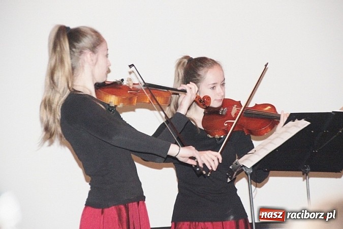 Zdjęcie w galerii na portalu naszraciborz.pl: Piknik szkolny w ZSO nr 1 przy Kasprowicza  wiadomości z regionu