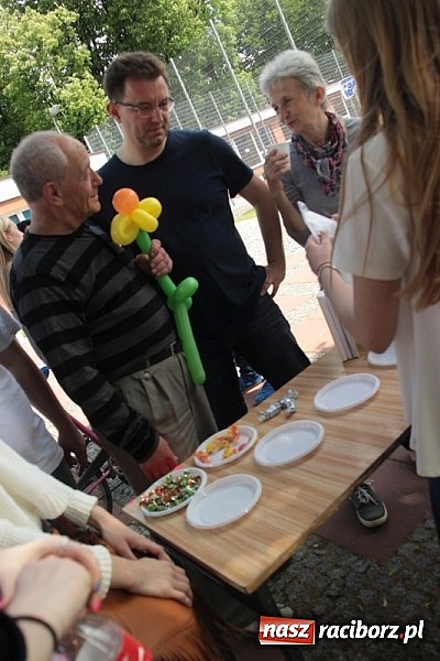 Zdjęcie w galerii na portalu naszraciborz.pl: Piknik szkolny w ZSO nr 1 przy Kasprowicza  wiadomości z regionu