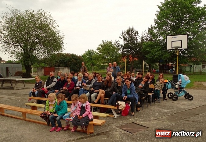 Zdjęcie w galerii na portalu naszraciborz.pl: Dzień Matki inny niż wszystkie...  wiadomości z regionu