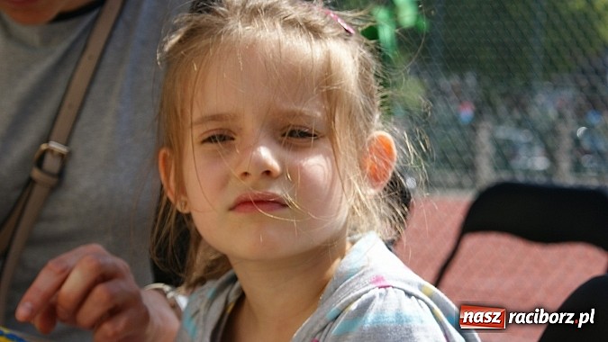 Zdjęcie w galerii na portalu naszraciborz.pl: Dziecięce święto z Zozolem na straganie wiadomości z regionu