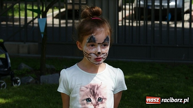 Zdjęcie w galerii na portalu naszraciborz.pl: Dziecięce święto z Zozolem na straganie wiadomości z regionu