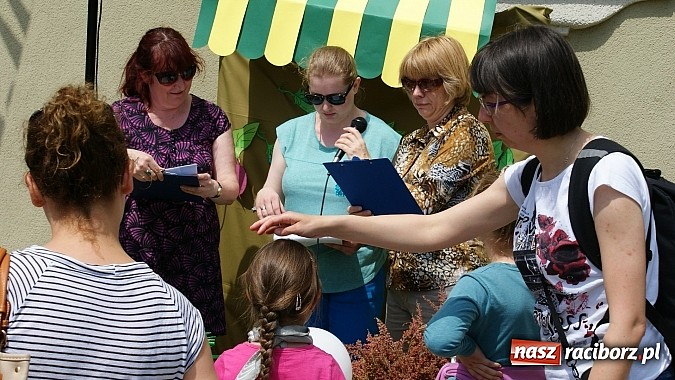 Zdjęcie w galerii na portalu naszraciborz.pl: Dziecięce święto z Zozolem na straganie wiadomości z regionu
