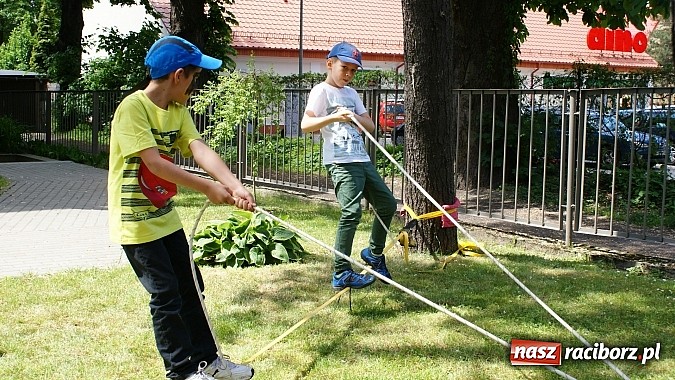 Zdjęcie w galerii na portalu naszraciborz.pl: Dziecięce święto z Zozolem na straganie wiadomości z regionu