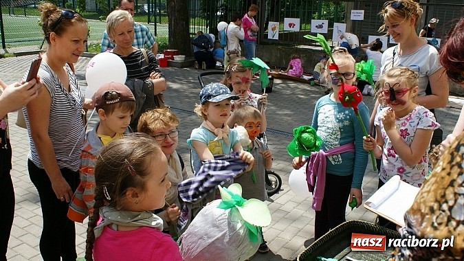 Zdjęcie w galerii na portalu naszraciborz.pl: Dziecięce święto z Zozolem na straganie wiadomości z regionu