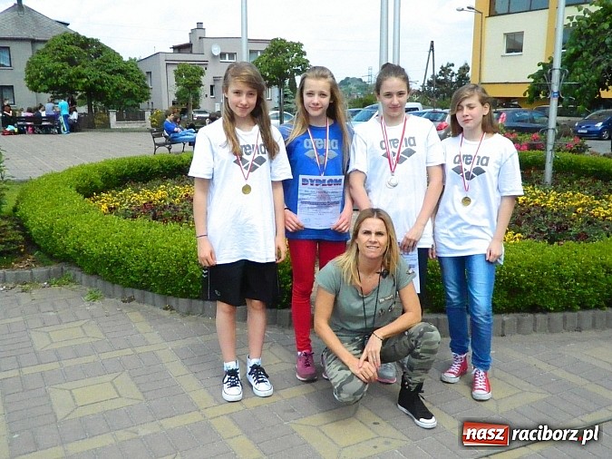 Zdjęcie w galerii na portalu naszraciborz.pl: Pływanie. Medale raciborskich 13-latków  wiadomości z regionu