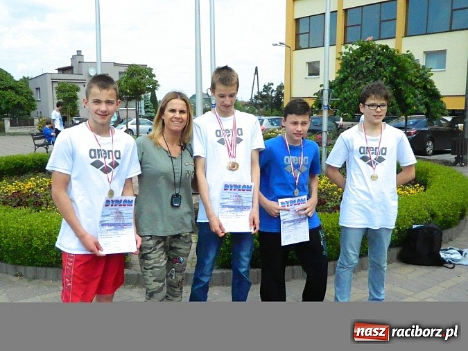Zdjęcie w galerii na portalu naszraciborz.pl: Pływanie. Medale raciborskich 13-latków  wiadomości z regionu