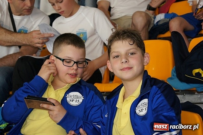 Zdjęcie w galerii na portalu naszraciborz.pl: Pływanie. Wiktoria z pięcioma medalami  wiadomości z regionu