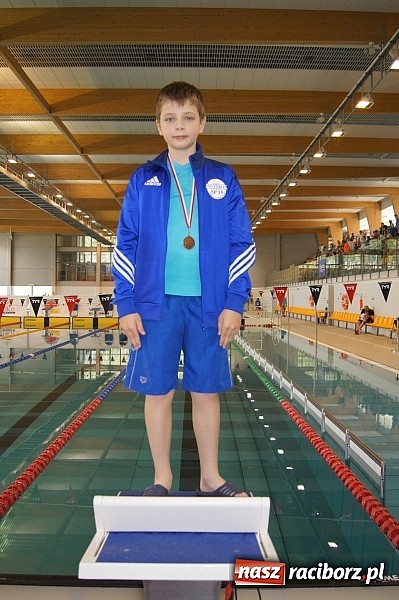 Zdjęcie w galerii na portalu naszraciborz.pl: Pływanie. Wiktoria z pięcioma medalami  wiadomości z regionu