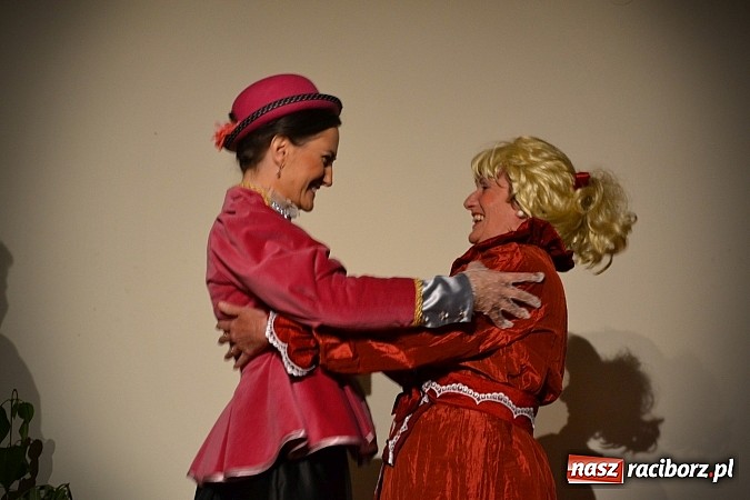 Zdjęcie w galerii na portalu naszraciborz.pl: Falbanka i szabelka - premiera spektaklu na Zamku Piastowskim  wiadomości z regionu