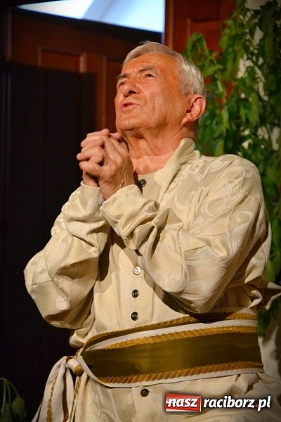 Zdjęcie w galerii na portalu naszraciborz.pl: Falbanka i szabelka - premiera spektaklu na Zamku Piastowskim  wiadomości z regionu