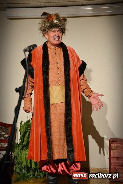 Zdjęcie w galerii na portalu naszraciborz.pl: Falbanka i szabelka - premiera spektaklu na Zamku Piastowskim  wiadomości z regionu