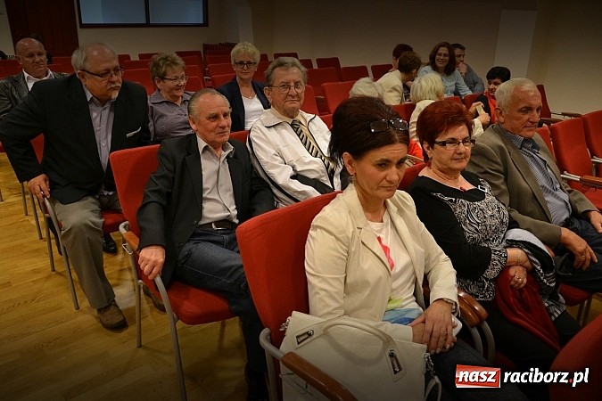 Zdjęcie w galerii na portalu naszraciborz.pl: Falbanka i szabelka - premiera spektaklu na Zamku Piastowskim  wiadomości z regionu