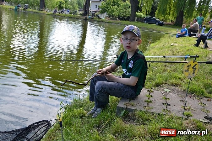 Zdjęcie w galerii na portalu naszraciborz.pl: Wielkie połowy na Trzecioku, czyli wędkarze dzieciom  wiadomości z regionu