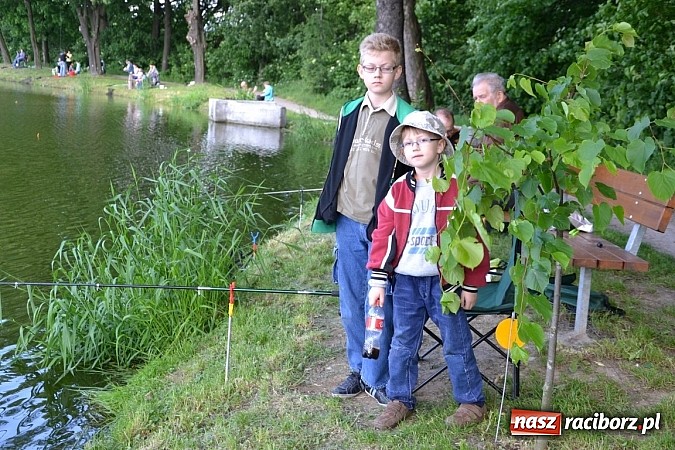 Zdjęcie w galerii na portalu naszraciborz.pl: Wielkie połowy na Trzecioku, czyli wędkarze dzieciom  wiadomości z regionu