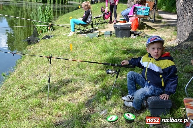 Zdjęcie w galerii na portalu naszraciborz.pl: Wielkie połowy na Trzecioku, czyli wędkarze dzieciom  wiadomości z regionu