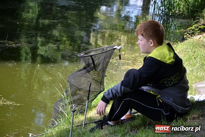 Zdjęcie w galerii na portalu naszraciborz.pl: Wielkie połowy na Trzecioku, czyli wędkarze dzieciom  wiadomości z regionu