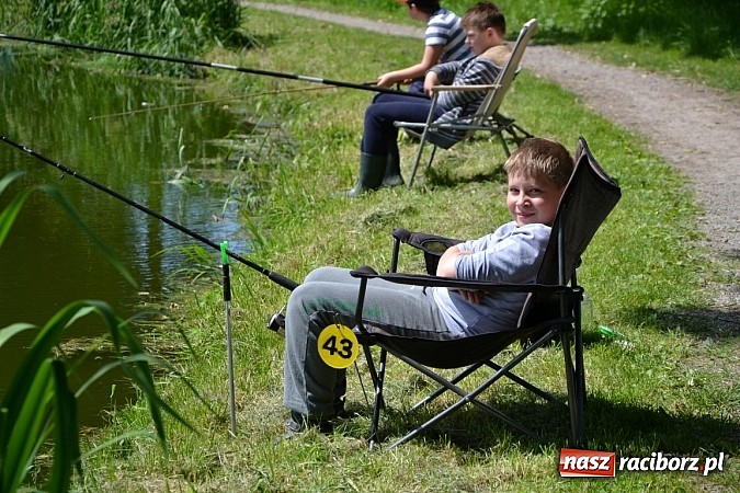 Zdjęcie w galerii na portalu naszraciborz.pl: Wielkie połowy na Trzecioku, czyli wędkarze dzieciom  wiadomości z regionu
