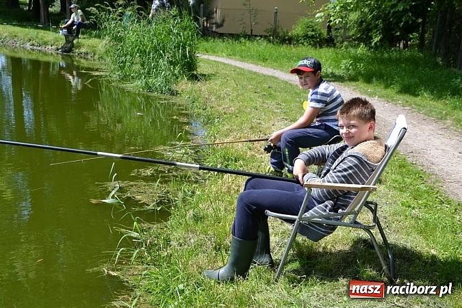 Zdjęcie w galerii na portalu naszraciborz.pl: Wielkie połowy na Trzecioku, czyli wędkarze dzieciom  wiadomości z regionu