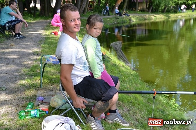 Zdjęcie w galerii na portalu naszraciborz.pl: Wielkie połowy na Trzecioku, czyli wędkarze dzieciom  wiadomości z regionu