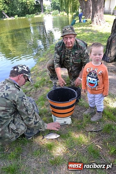 Zdjęcie w galerii na portalu naszraciborz.pl: Wielkie połowy na Trzecioku, czyli wędkarze dzieciom  wiadomości z regionu