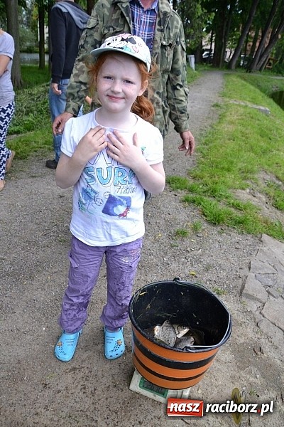 Zdjęcie w galerii na portalu naszraciborz.pl: Wielkie połowy na Trzecioku, czyli wędkarze dzieciom  wiadomości z regionu