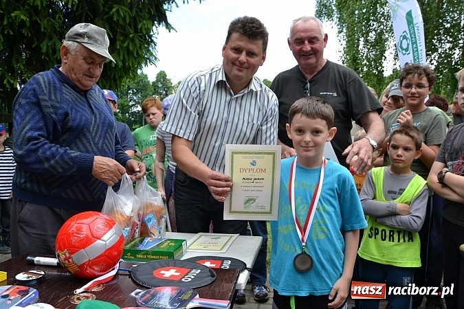 Zdjęcie w galerii na portalu naszraciborz.pl: Wielkie połowy na Trzecioku, czyli wędkarze dzieciom  wiadomości z regionu