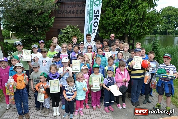 Zdjęcie w galerii na portalu naszraciborz.pl: Wielkie połowy na Trzecioku, czyli wędkarze dzieciom  wiadomości z regionu